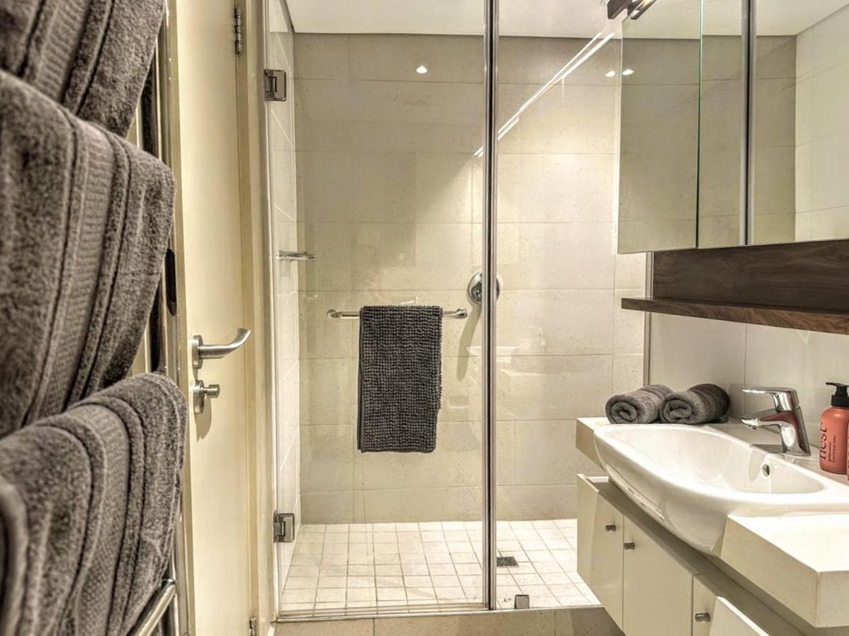 Family Escape, Private Suite, Access *