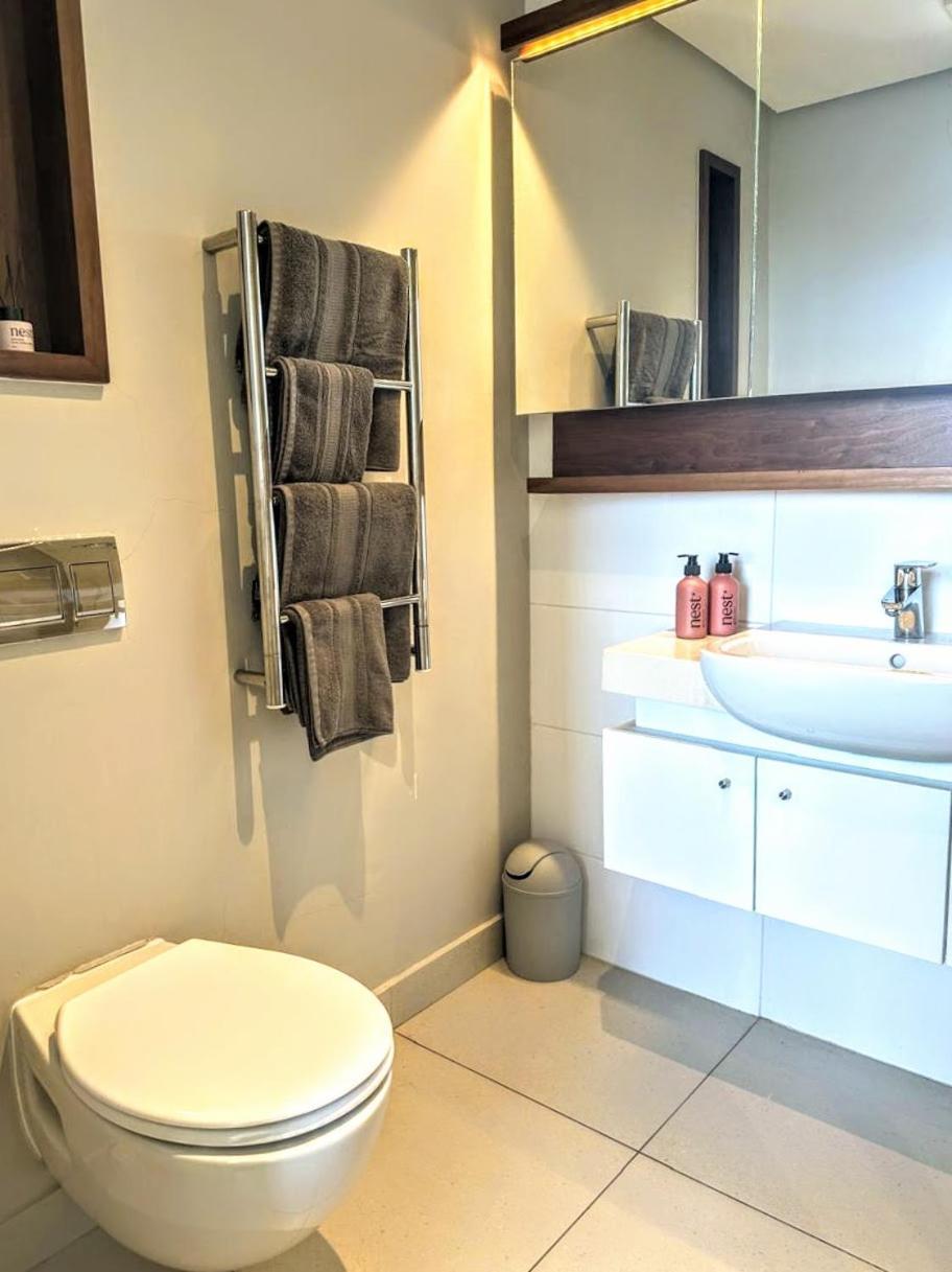 Family Escape, Private Suite, Access Apartment *